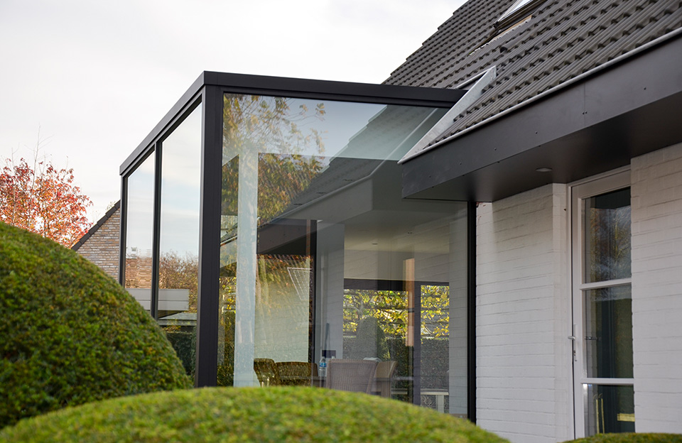 Veranda in aluminium door Timmerman